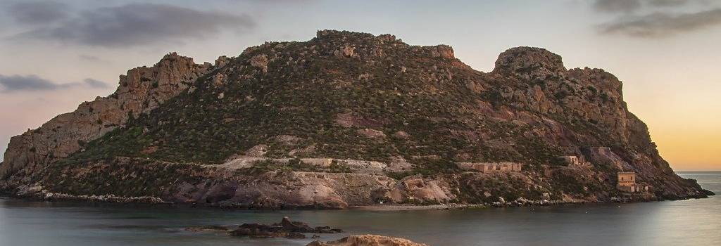 10 Conversation Starters Questions About Island Hopping