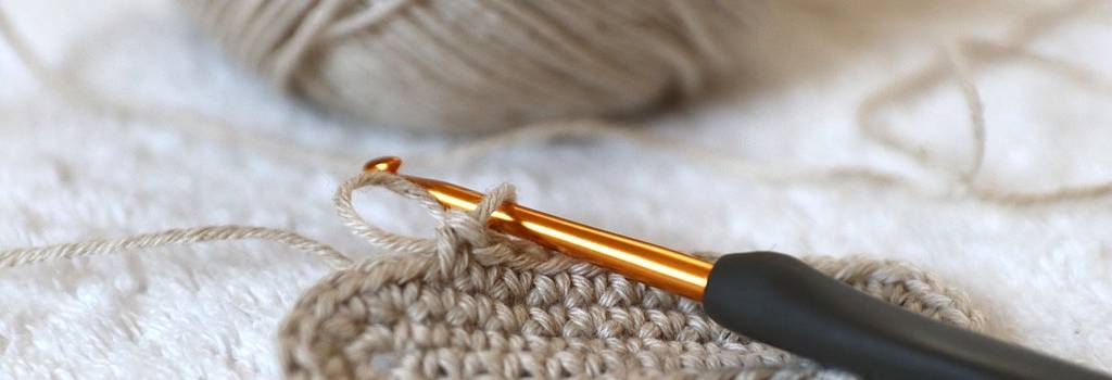 10 Conversation Starters Questions About Knitting